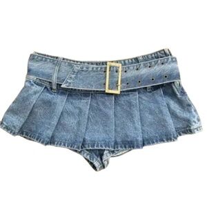 Y2K NWT Edikted Blue Denim Mini Skirt with Gold Buckle build in  shorts